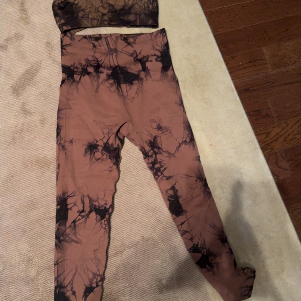 Brown and Black Tie-Dye Leggings Set